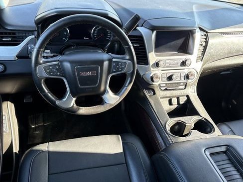 Used 2017 GMC Yukon SLT w/ Open Road Package RWD image 9