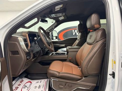New 2026 Ford F250 4x4 Crew Cab Super Duty image 10