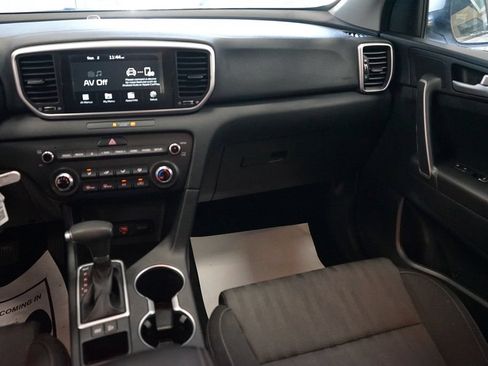 Used 2020 Kia Sportage LX FWD image 10