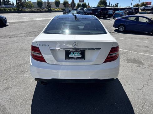 Used 2013 Mercedes-Benz C 250 Coupe image 5