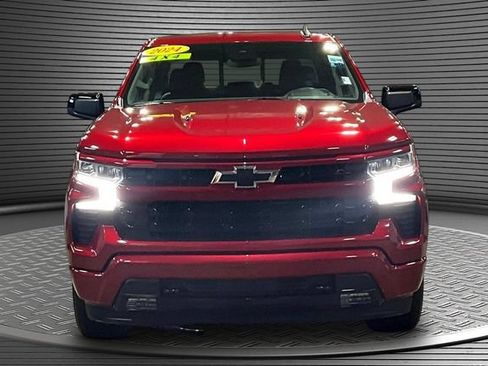 Certified 2024 Chevrolet Silverado 1500 RST w/ Convenience Package II AWD/4WD image 2
