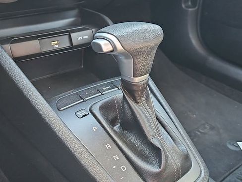 Used 2021 Kia Rio LX image 20