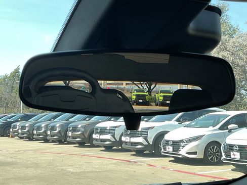 Used 2025 Buick Encore GX Preferred image 28