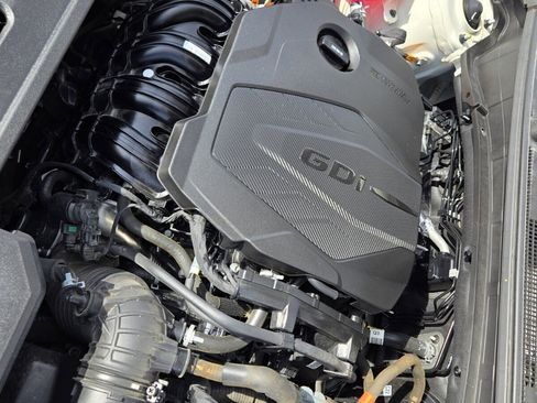 Certified 2024 Kia Sportage LX image 17