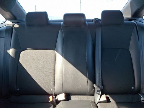 Used 2023 Honda Civic Sport image 15