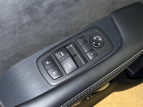 Used 2023 Dodge Challenger SRT Hellcat w/ Driver Convenience Group image 15