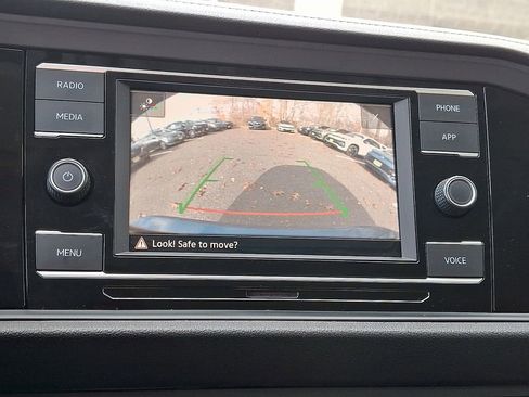 Certified 2021 Volkswagen Jetta S image 16