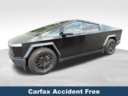 Used 2024 Tesla Cybertruck Cyberbeast AWD/4WD image 2