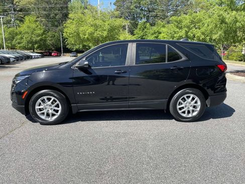 Used 2024 Chevrolet Equinox LS w/ Driver Confidence II Package FWD image 2
