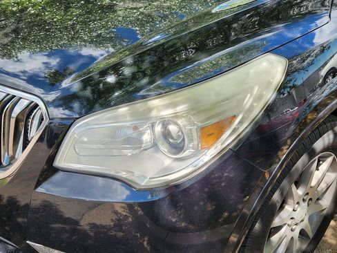 Used 2015 Buick Enclave Leather FWD image 12