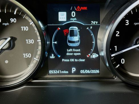 Used 2019 Land Rover Discovery Sport HSE AWD/4WD image 16