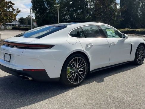New 2026 Porsche Panamera 4 image 8