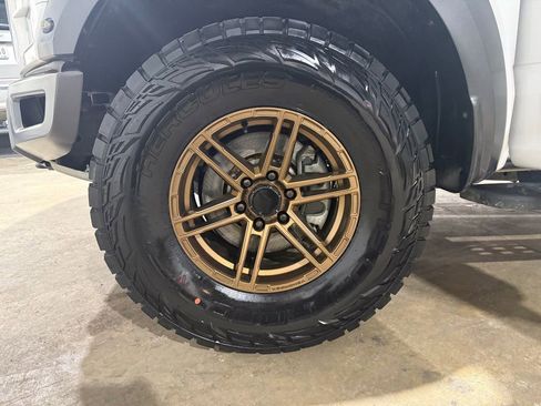 Used 2018 Ford F150 Raptor image 41