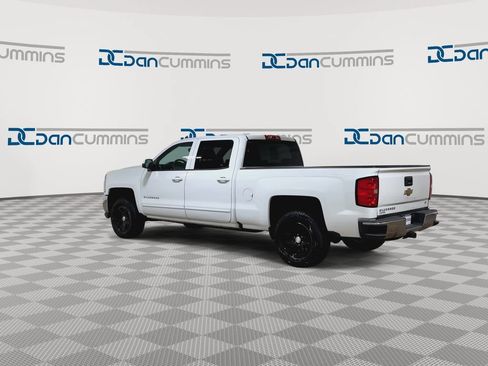 Used 2018 Chevrolet Silverado 1500 LT w/ Trailering Package AWD/4WD image 6