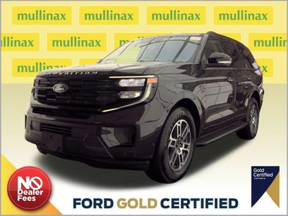 Used 2025 Ford Expedition Active