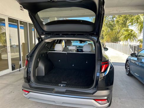 Used 2025 Hyundai Tucson SEL image 32