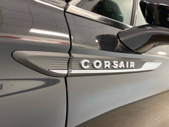 New 2024 Lincoln Corsair AWD w/ Equipment Group 101A image 14