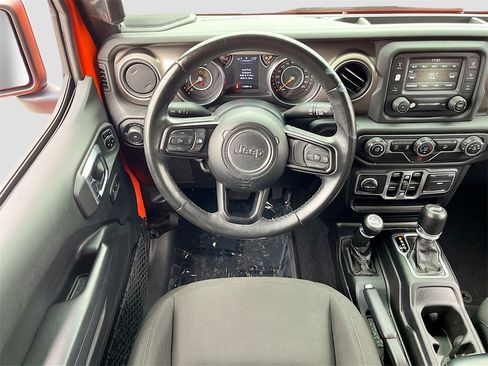 Certified 2018 Jeep Wrangler Unlimited Sport S image 20