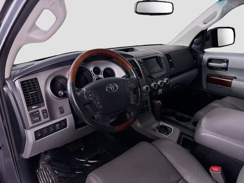 Used 2013 Toyota Sequoia Platinum AWD/4WD image 9