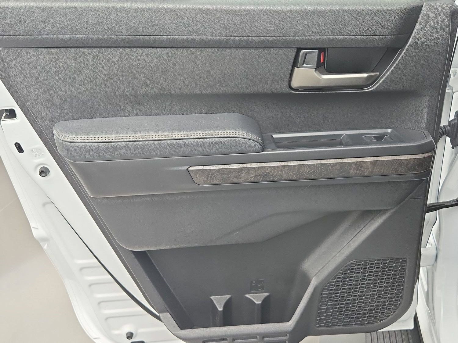 Certified 2026 Toyota Tacoma Limited AWD/4WD image 19