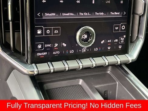 Used 2025 GMC Acadia AT4 AWD/4WD image 34