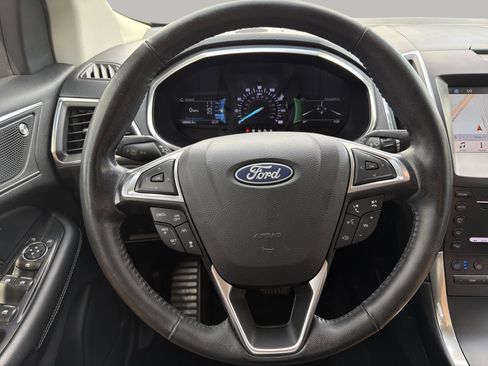 Certified 2019 Ford Edge Titanium w/ Equipment Group 301A FWD image 65