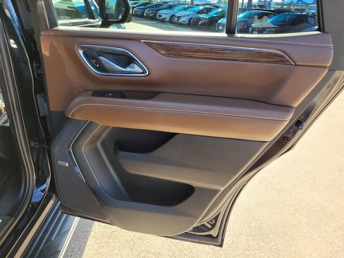 Certified 2023 Chevrolet Tahoe High Country w/ Max Trailering Package AWD/4WD image 10