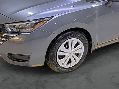 Used 2025 Nissan Versa S w/ Trunk Package FWD image 8