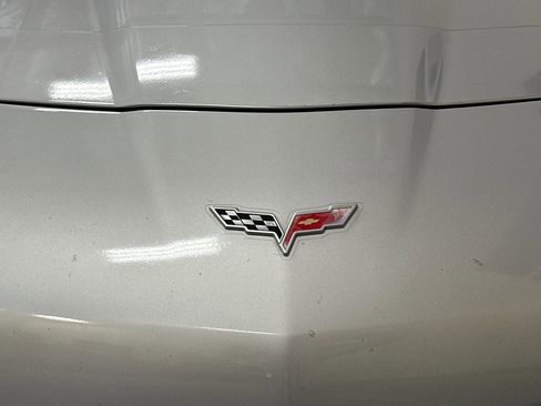 Used 2007 Chevrolet Corvette Coupe w/ Preferred Equipment Group RWD image 41