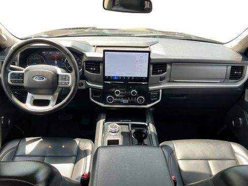 Used 2024 Ford Expedition XLT RWD image 17