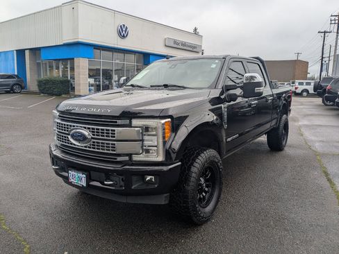 Used 2019 Ford F350 Platinum w/ Platinum Ultimate Package image 1