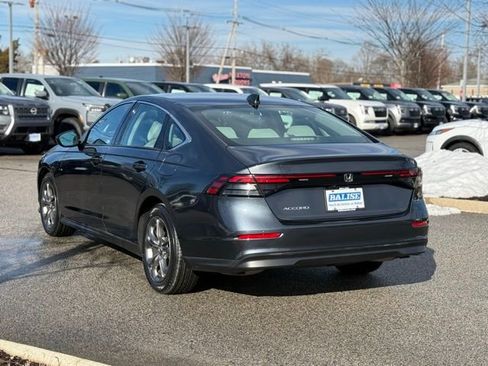 Used 2023 Honda Accord EX image 7