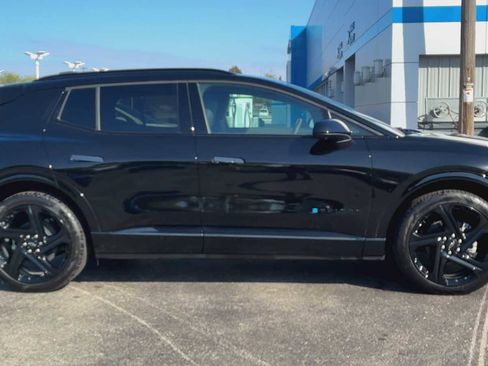 Certified 2024 Chevrolet Equinox EV RS image 9