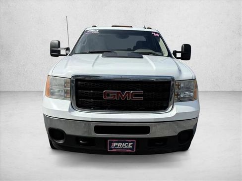 Used 2014 GMC Sierra 3500 W/T AWD/4WD image 2