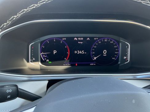 Certified 2025 Volkswagen Taos SEL w/ Black Wheel Plus Package image 14