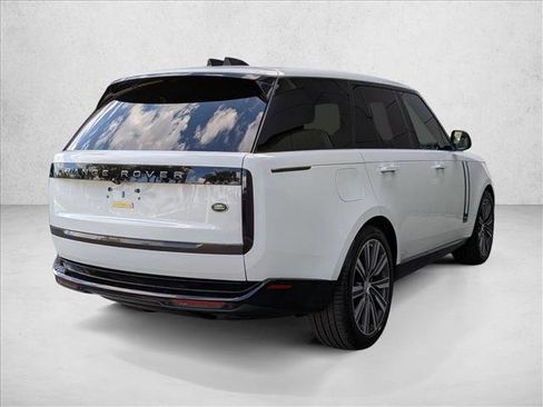 Certified 2023 Land Rover Range Rover SE AWD/4WD image 5