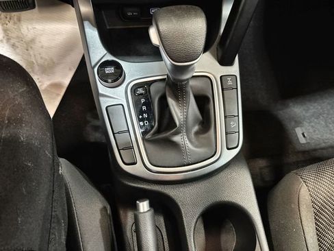 Certified 2023 Kia Seltos LX image 22