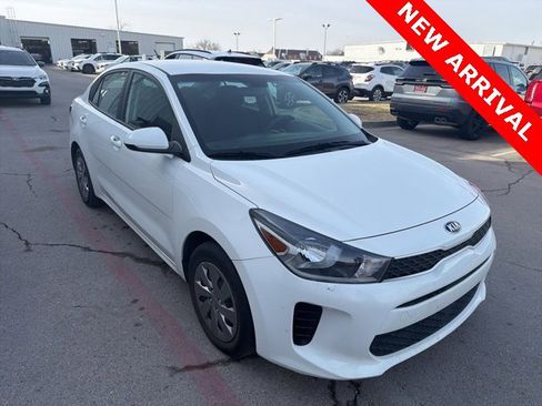 Used 2019 Kia Rio LX image 1