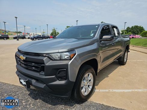 Used 2023 Chevrolet Colorado W/T RWD image 9