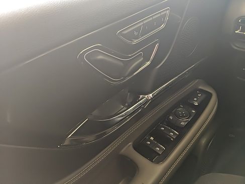 Used 2024 Lincoln Corsair Reserve w/ Equipment Group 201A image 24