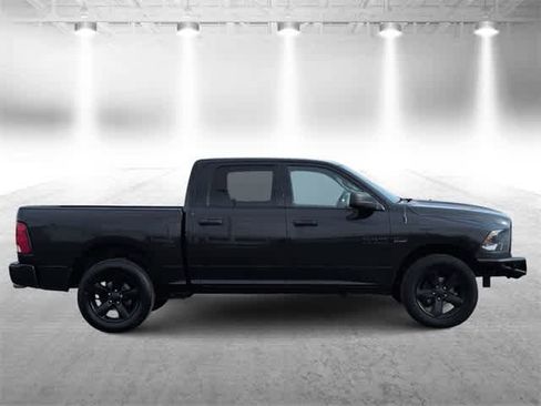 Used 2015 RAM 1500 Express image 9