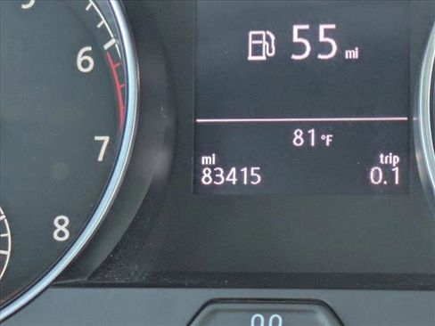 Used 2017 Volkswagen Golf SE image 11