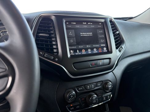 Used 2022 Jeep Cherokee Trailhawk w/ Premium Leather Package AWD/4WD image 13