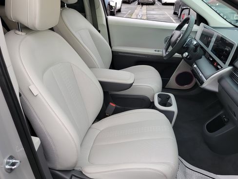 Certified 2023 Hyundai Ioniq 5 SEL w/ Cargo Package image 17