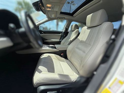 Used 2019 Honda Accord EX-L image 10