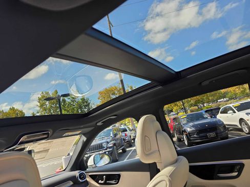 Certified 2026 Mercedes-Benz GLC 300 image 21