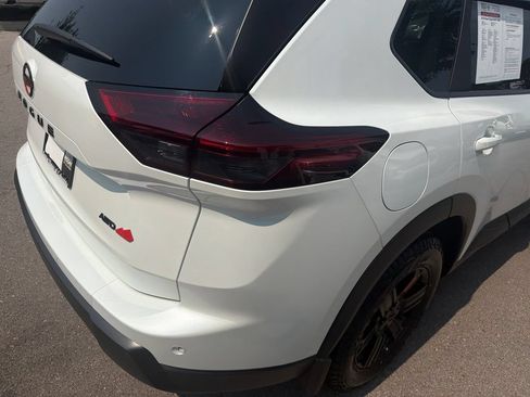 Certified 2026 Nissan Rogue SV AWD/4WD image 39