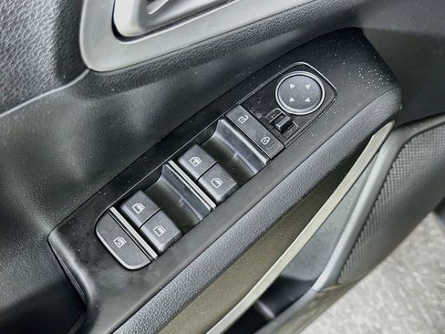 Used 2022 Kia Soul LX FWD image 19