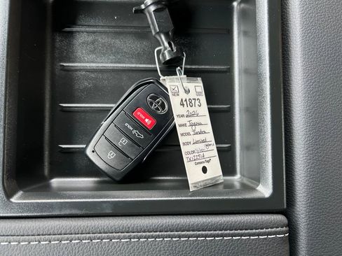 New 2026 Toyota Tundra Limited image 29