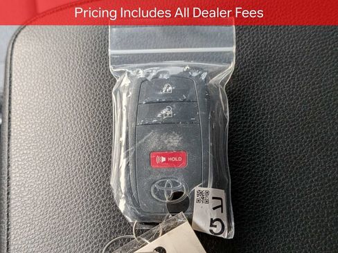 Used 2026 Toyota 4Runner SR5 RWD image 30